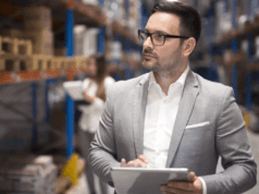 JR Limpus Recruta Profissional em Cariacica com salário de R$ 2.500,00