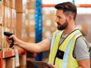 Blond Comércio abre vaga para Estoquista na Praia da Costa com benefícios