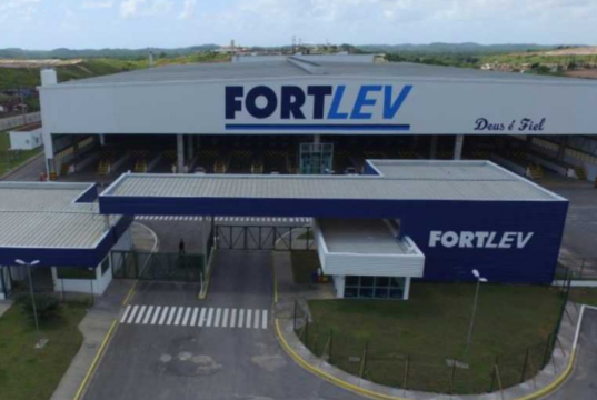 Fortlev divulga vagas de emprego em diferentes áreas e níveis de formação