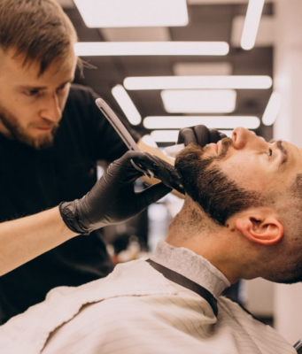 Barbearia contrata Barbeiro com Experiência em Vitória com salário fixo de R$ 4.000 e comissão