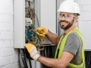 Oportunidade para Eletricista no Complexo de Tubarão, Serra/ES