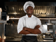 Vaga para Auxiliar de Cozinha em Pizzaria; envie seu currículo!