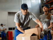 Empresa Contrata Auxiliar de Expedição e Benefícios Sólidos