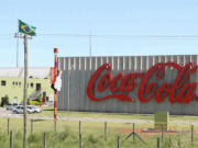 Coca-Cola abre vaga para Ajudante de Entregas com exigência de ensino fundamental