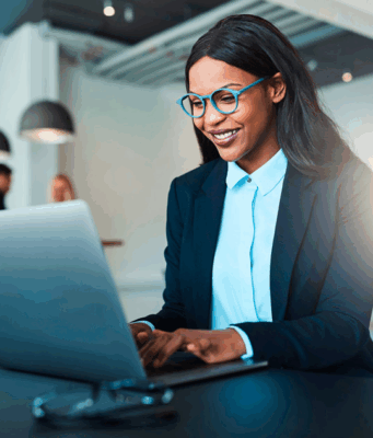 Rhopen Consultoria anuncia vaga de secretária para clínica médica em Vila Velha; salário chega a R$ 2.100,00