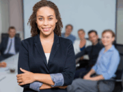 Lojas Avenida contrata Líder de Departamento com Salário de R$ 2.107,34 e Bônus por Metas