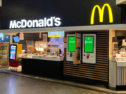 McDonald’s Shopping Vitória abre vagas para Atendente com escala 12×36 e diversos benefícios